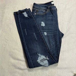 Ampersand & Avenue Distressed Blue Jeans size 9/28